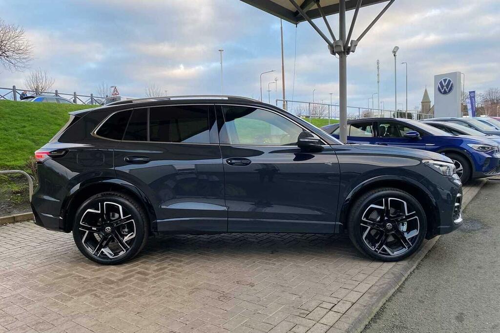 Volkswagen Tiguan 2.0 Tdi R-line Dsg Grey #4
