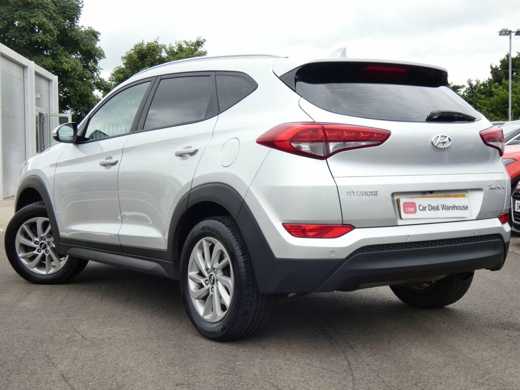 Hyundai Tucson 1.6 Gdi Blue Drive Se Nav Euro 6 Ss Silver #4