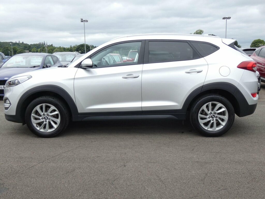 Hyundai Tucson 1.6 Gdi Blue Drive Se Nav Euro 6 Ss Silver #6