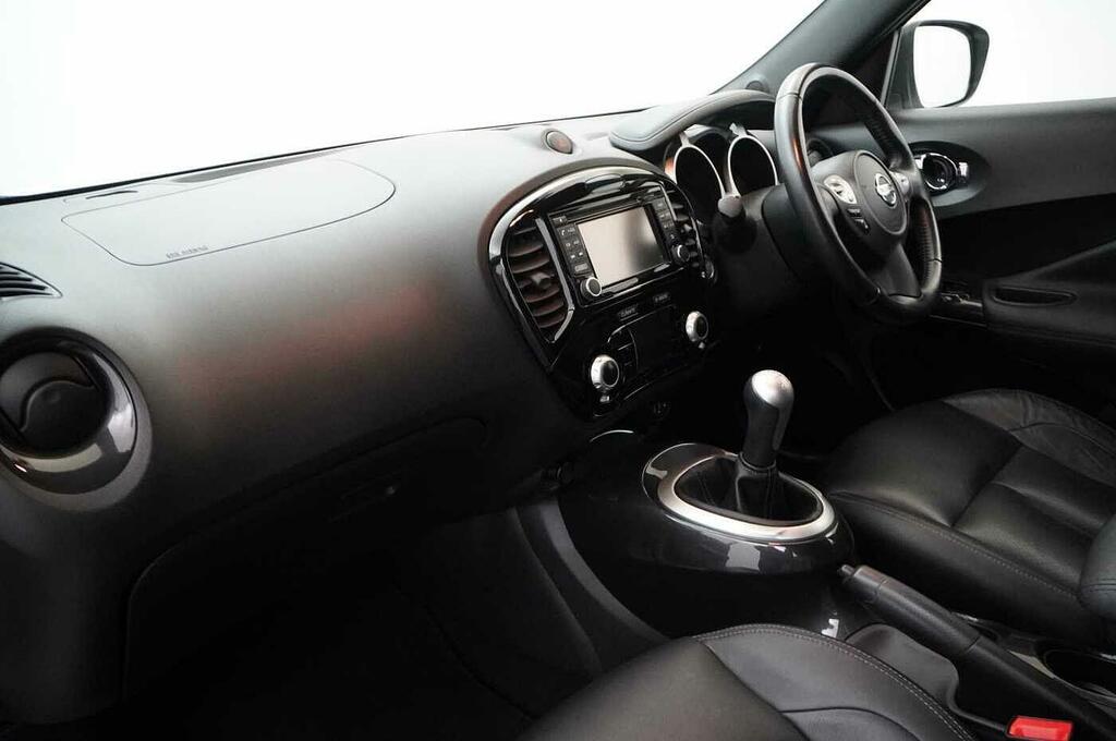 Nissan Juke 1.6 112 Tekna With Bose Audio With Sat Nav And 360 White #2