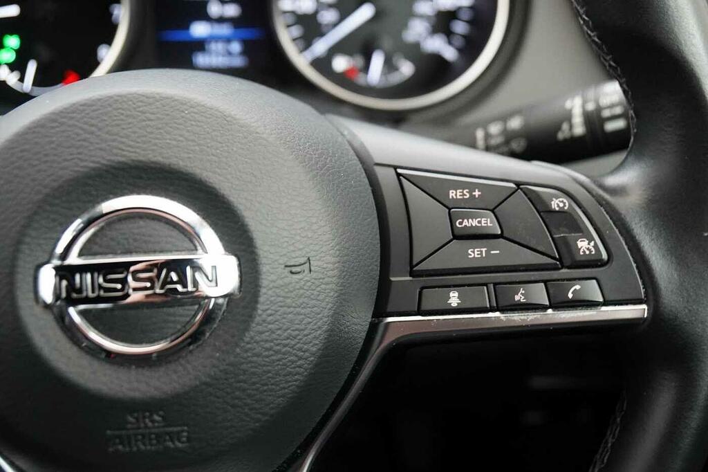 Nissan Qashqai 1.3 Dig-t 160 N-tec Dct Grey #28