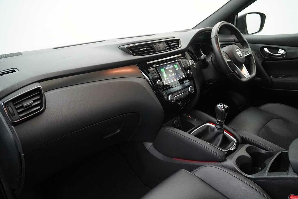 Nissan Qashqai 1.3 Dig-t 140 N-tec Limited Edition With Glass Roo Black #2