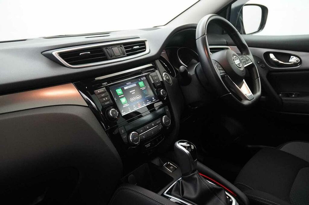Nissan Qashqai 1.3 Dig-t N-connecta Black #20