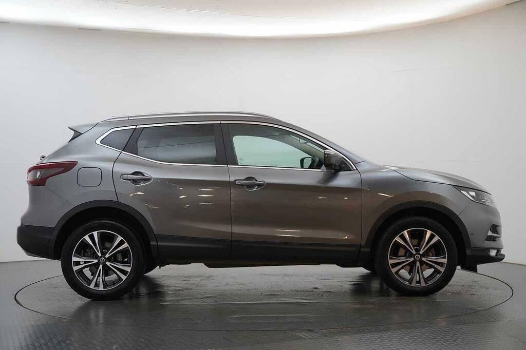 Nissan Qashqai 1.3 Dig-t N-connecta Black #6