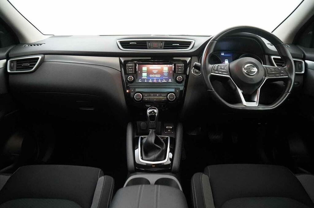 Nissan Qashqai 1.3 Dig-t N-connecta Black #12