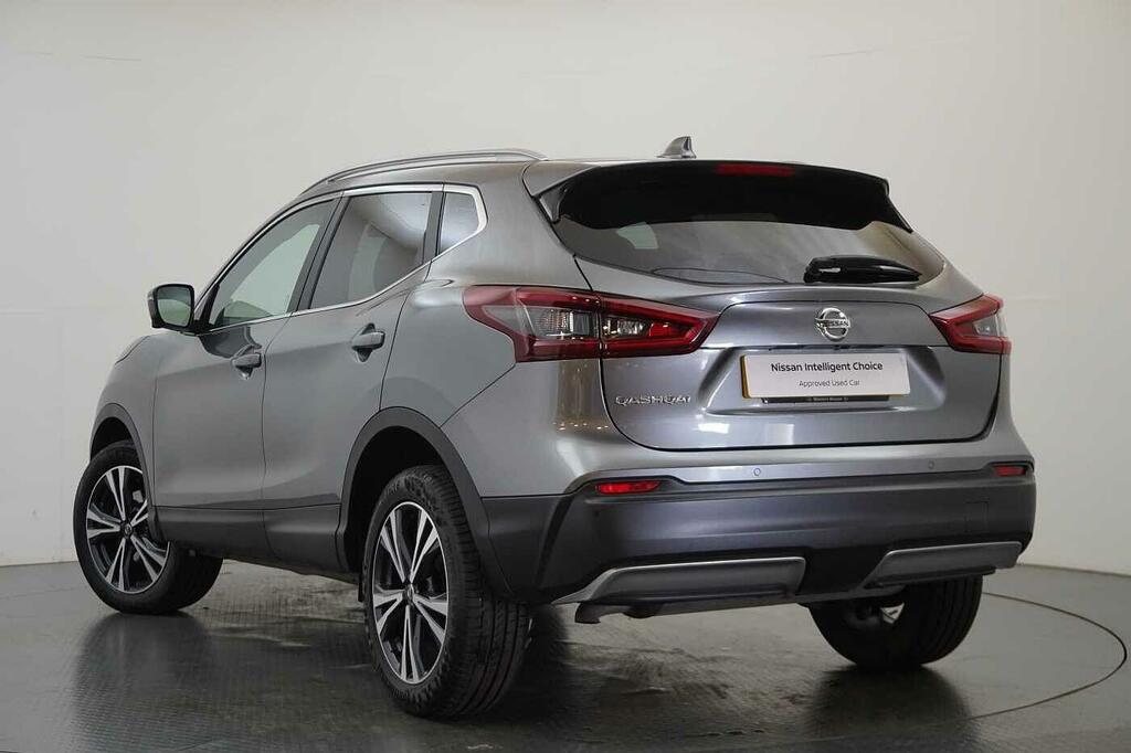 Nissan Qashqai 1.3 Dig-t N-connecta Black #3