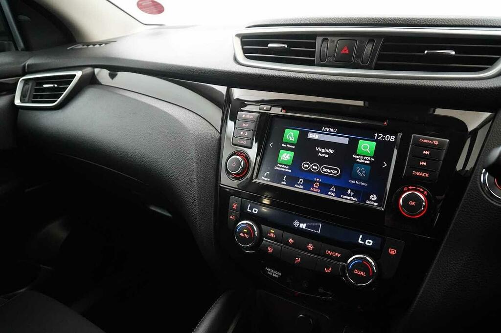 Nissan Qashqai 1.3 Dig-t N-connecta Black #23