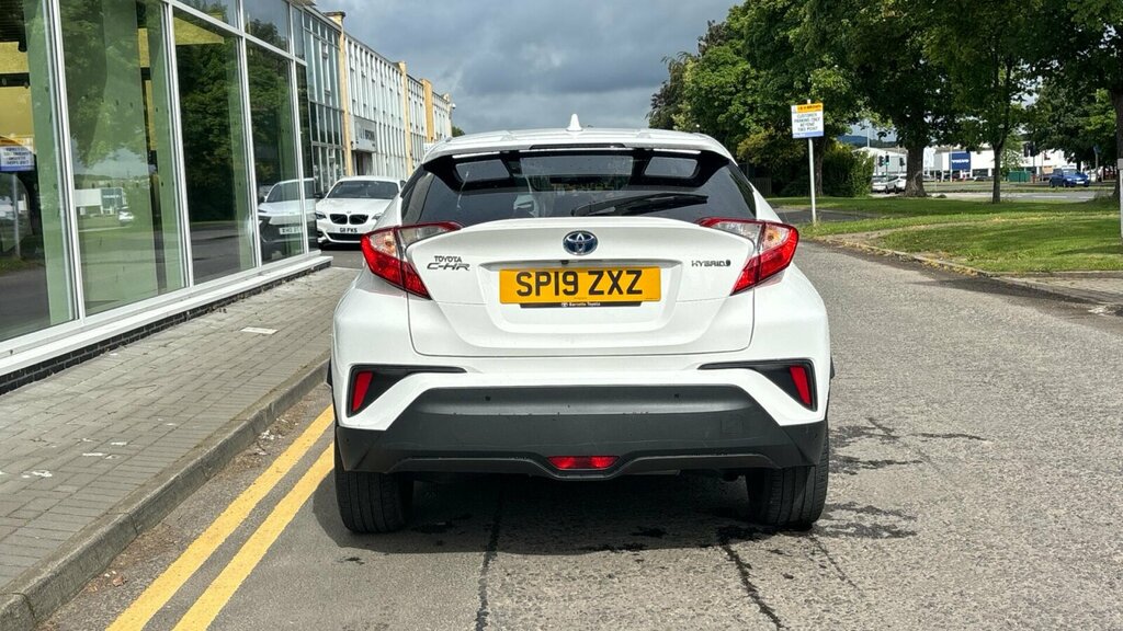 Toyota C-Hr 1.8 Hybrid Excel Cvt Leather White #26