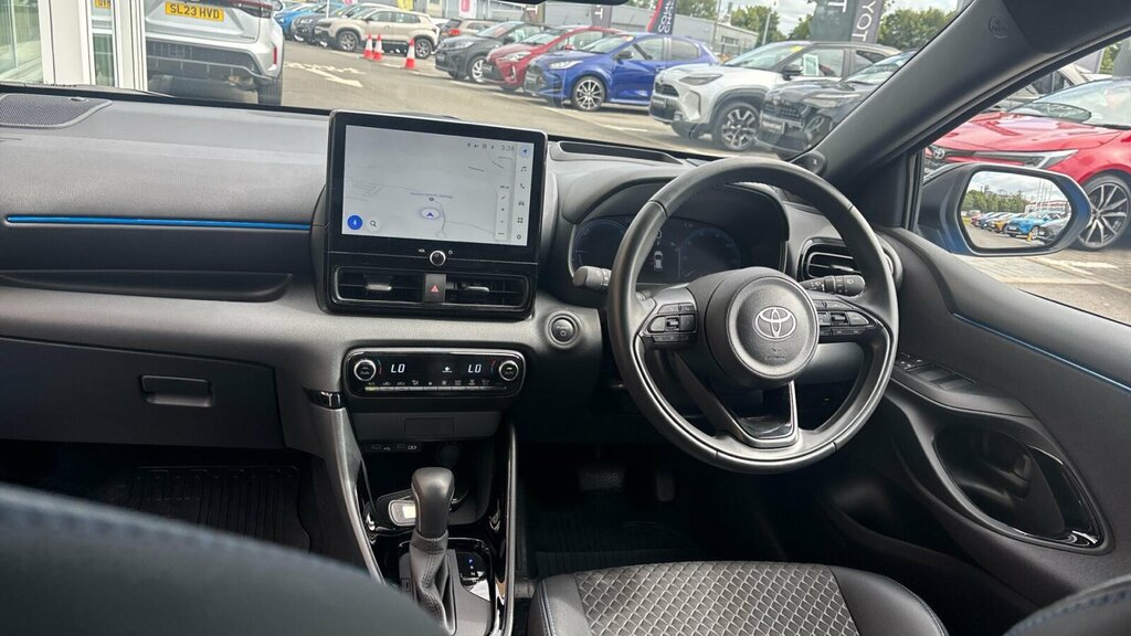 Toyota Yaris 1.5 Vvt-h Premiere Edition E-cvt Euro 6 Ss SA74VMW Blue #6