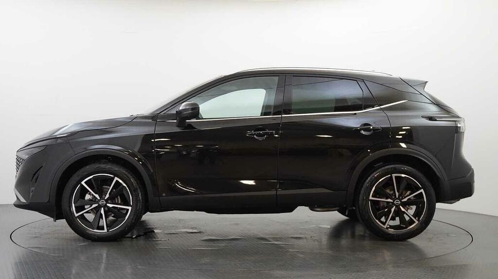 Nissan Qashqai 1.3 Dig-t Mh 140 Tekna With Bose Audio Upgrade And SR26JTU Black #5