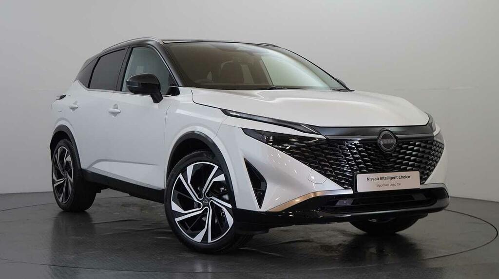 Nissan Qashqai 1.3 Dig-t Mh 158 Tekna With Glass Roof And Bose A White