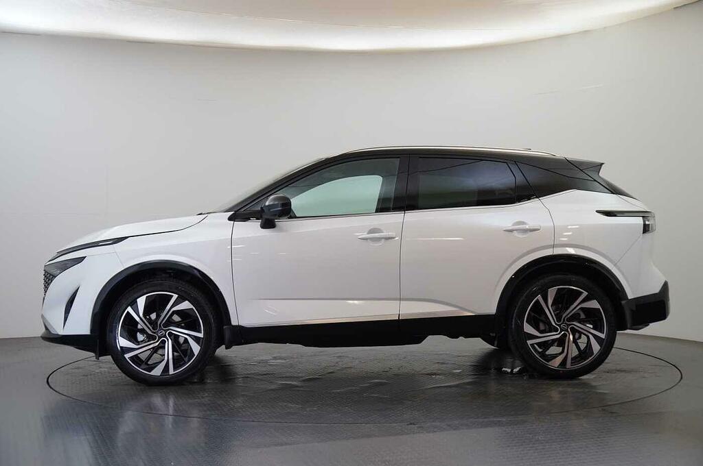Nissan Qashqai 1.3 Dig-t Mh 158 Tekna With Bose Audio Gla SO26FNG White #5