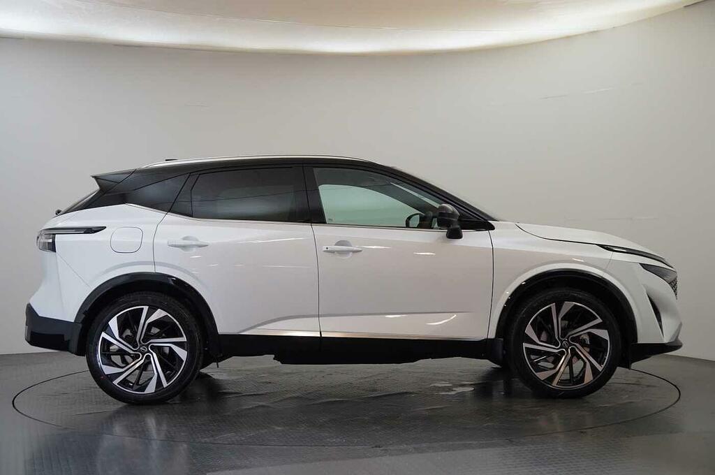 Nissan Qashqai 1.3 Dig-t Mh 158 Tekna With Bose Audio Gla SO26FNG White #6