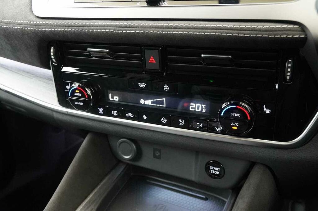 Nissan Qashqai 1.3 Dig-t Mh 158 Tekna Xtronic #29