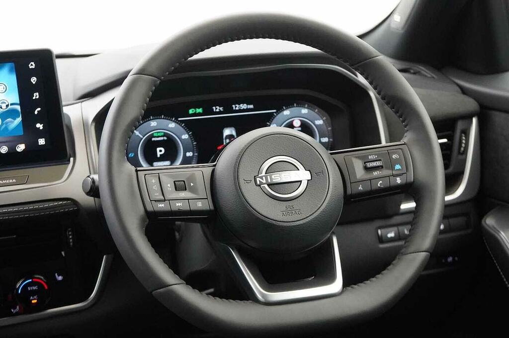 Nissan Qashqai 1.3 Dig-t Mh 158 Tekna Xtronic #32