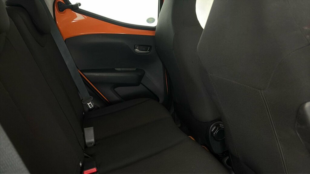 Toyota Aygo 1.0 Vvt-i X-play Tss White #16