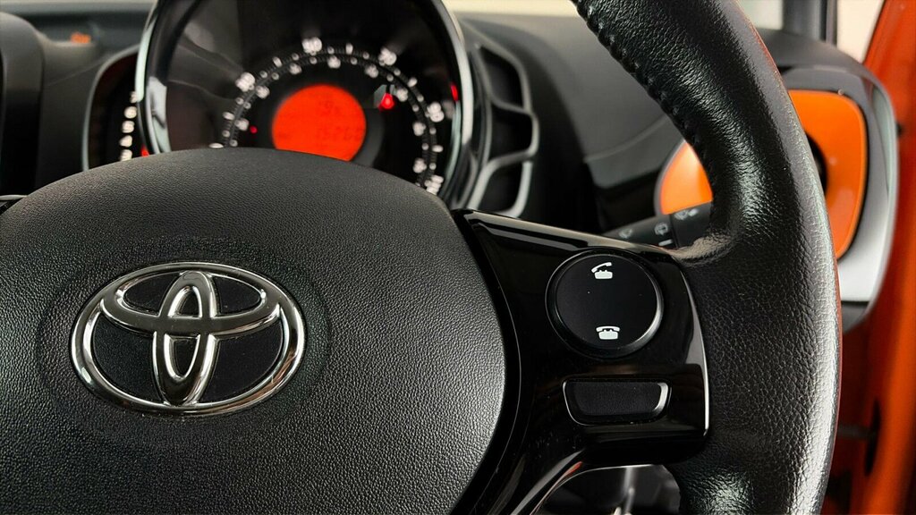 Toyota Aygo 1.0 Vvt-i X-play Tss White #13