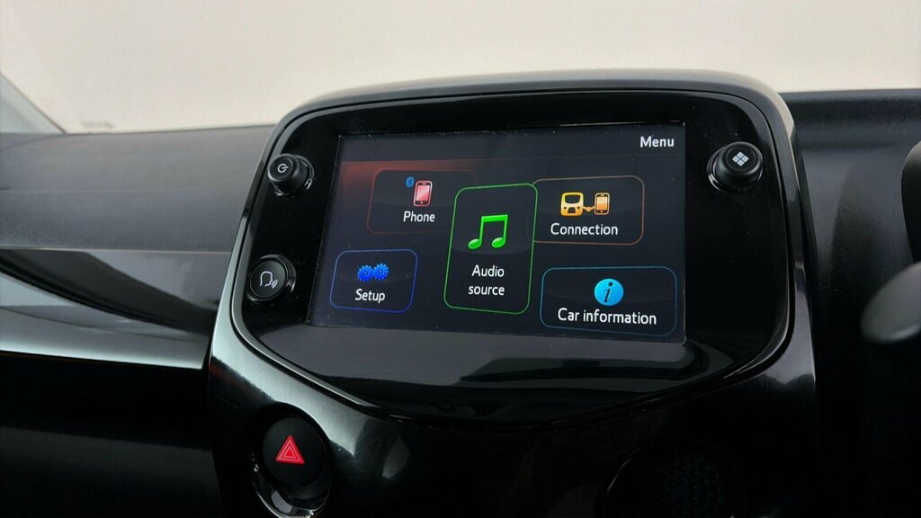 Toyota Aygo 1.0 Vvt-i X-play Tss White #29