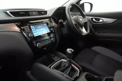 Nissan Qashqai 1.5L N-connecta Dci 108 Bhp Grey #23