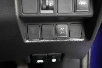 Nissan Qashqai 1.5L N-connecta Dci 108 Bhp Grey #34
