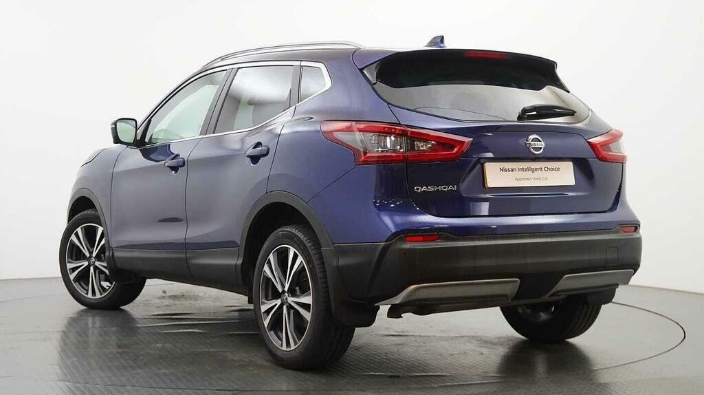 Nissan Qashqai 1.3 Dig-t 140 N-connecta With Glass Roof Sat Nav Blue #3