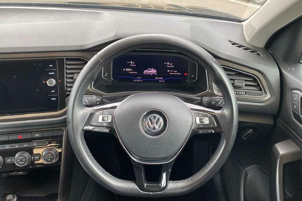 Volkswagen T-Roc 2019 Volkswagen T-roc 1.0 Design Tsi Yellow #19