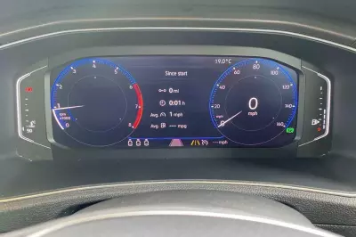 Volkswagen T-Roc Se 1.5 Tsi 150Ps Evo 6-Speed Black #14