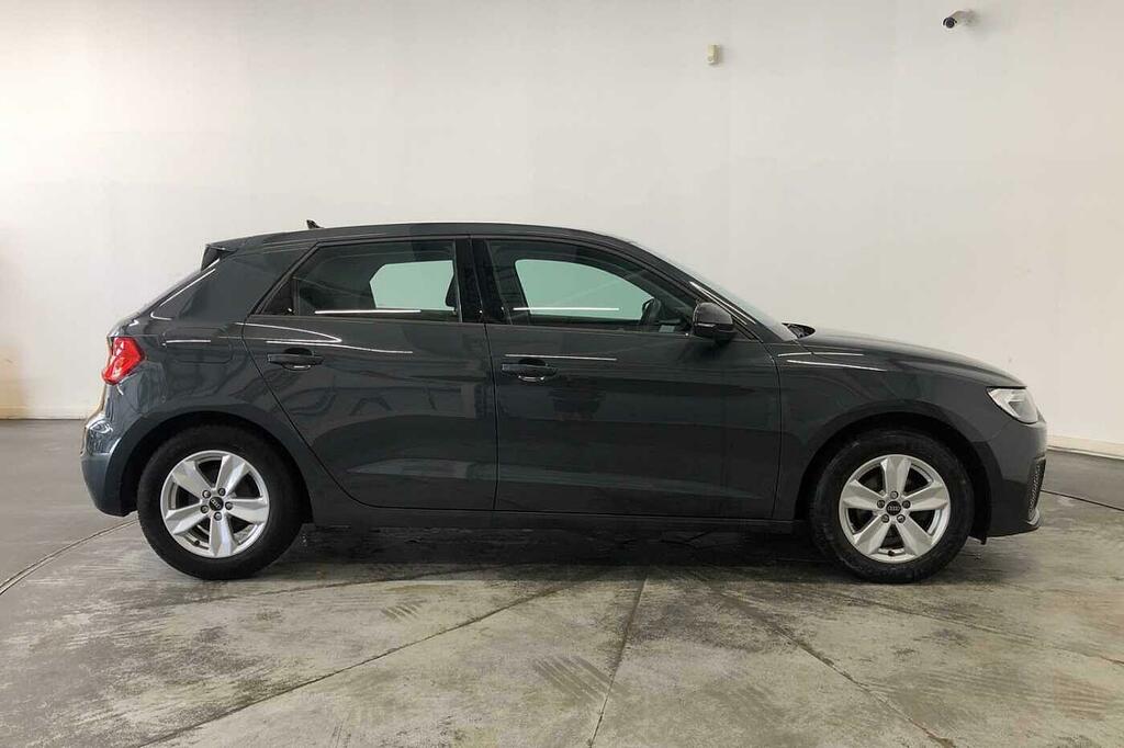 Audi A1 Technik 25 Tfsi 95 Ps 5-Speed SL72RJO Grey #4