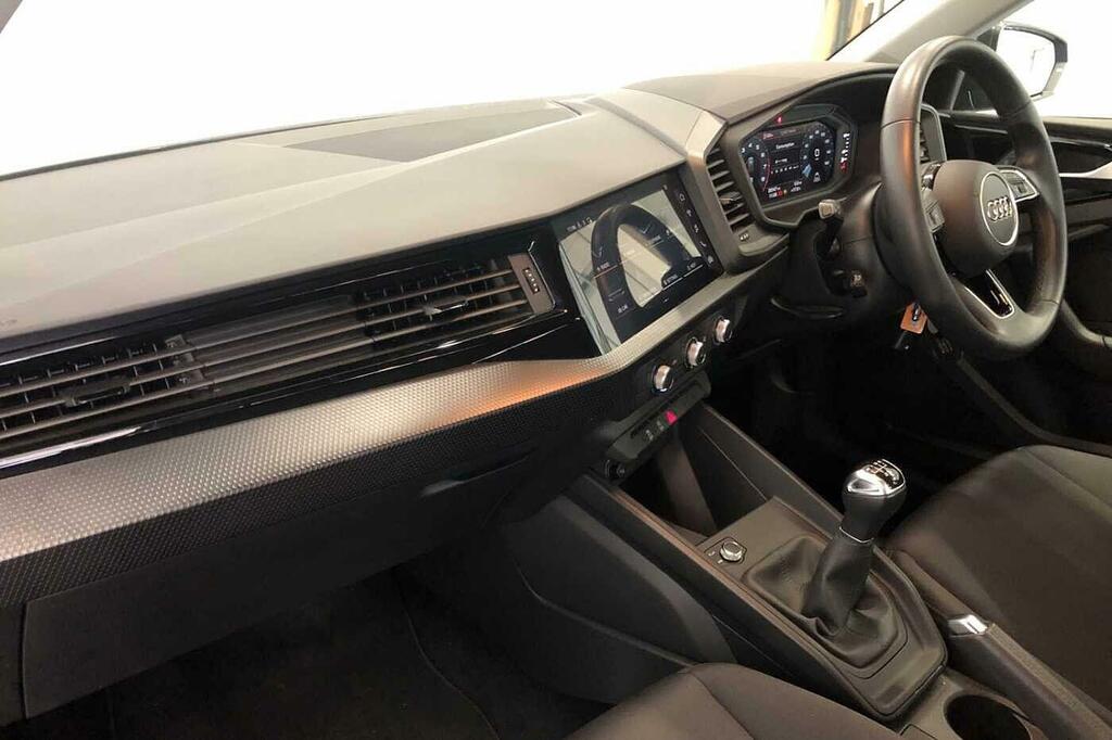Audi A1 Technik 25 Tfsi 95 Ps 5-Speed SL72RJO Grey #2