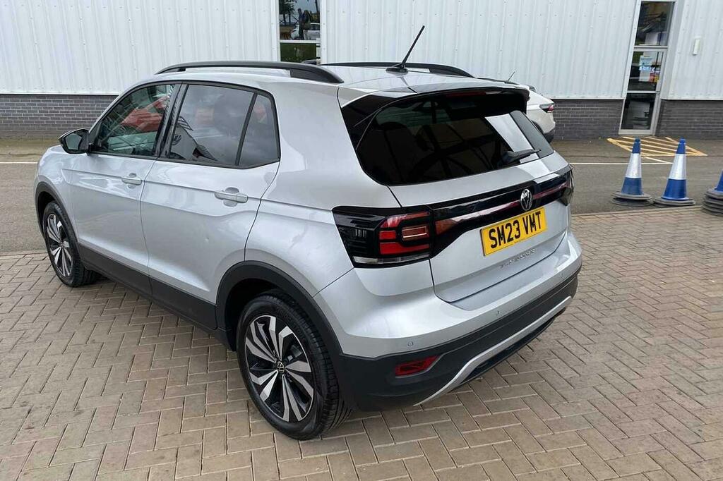 Volkswagen T-Cross 1.0 Tsi 110 Black Edition Dsg Silver #3