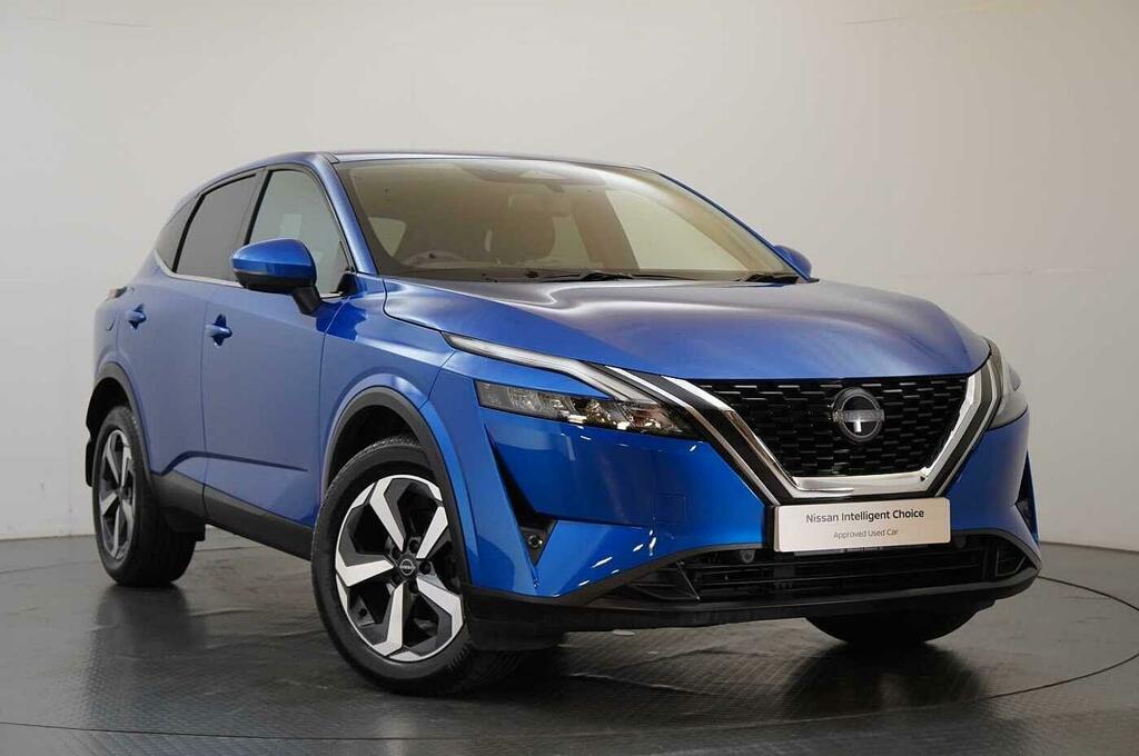 Nissan Qashqai 1.3 Dig-t Mh 140 N-connecta With Sat Nav And 360 V Blue