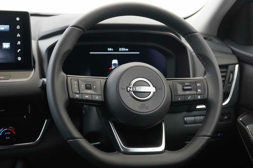 Nissan Qashqai 1.3 Dig-t Mh 158 N-connecta Xtronic Blue #29