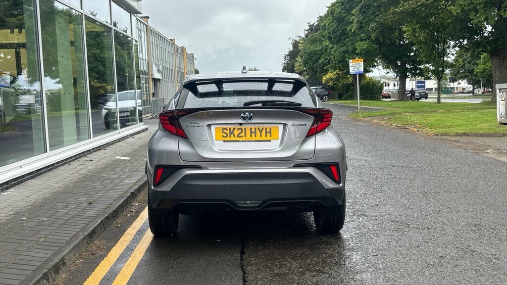 Toyota C-Hr 1.8 Hybrid Icon Cvt Silver #26