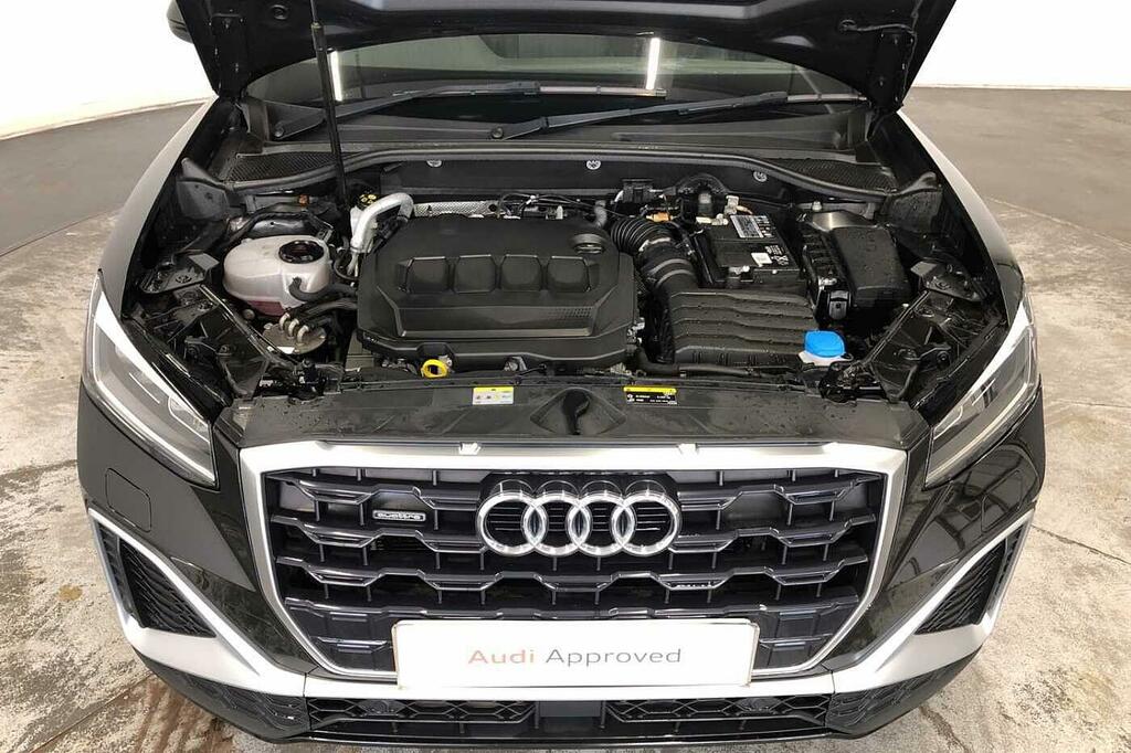 Audi Q2 1.5 Tfsi 35 Sport Suv S Tronic 150 Ps Grey #9