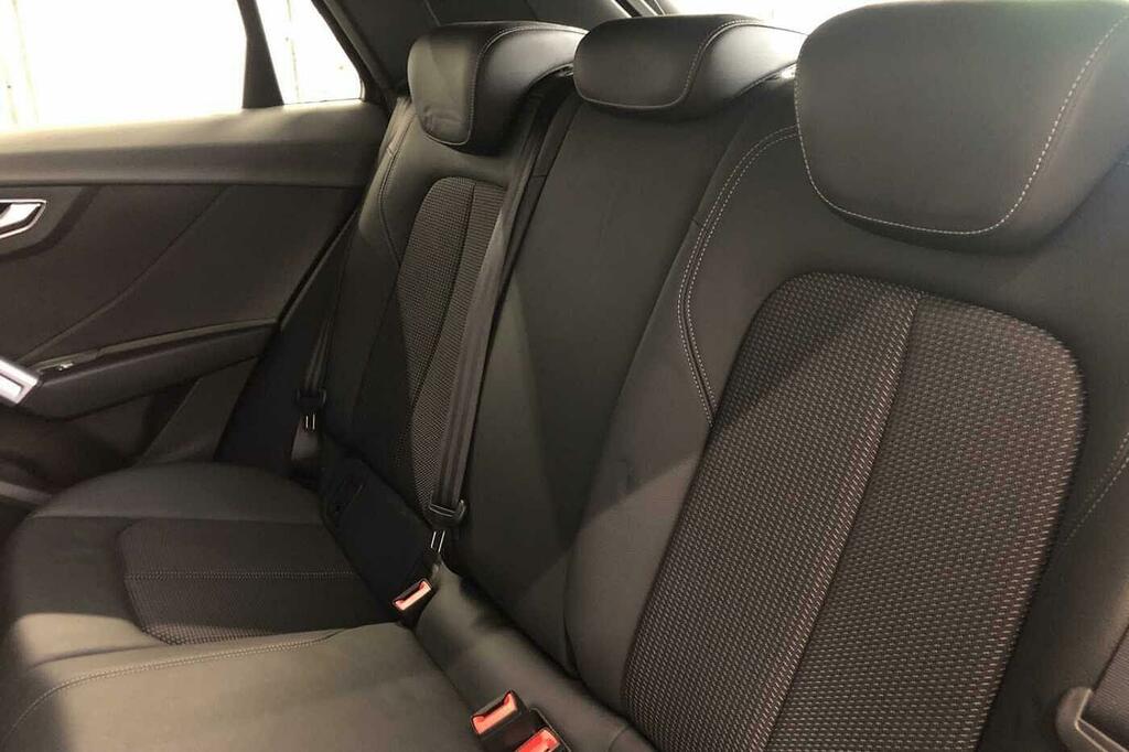 Audi Q2 1.5 Tfsi 35 Sport Suv S Tronic 150 Ps Grey #10