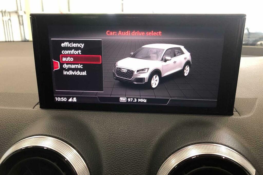 Audi Q2 1.5 Tfsi 35 Sport Suv S Tronic 150 Ps Grey #38
