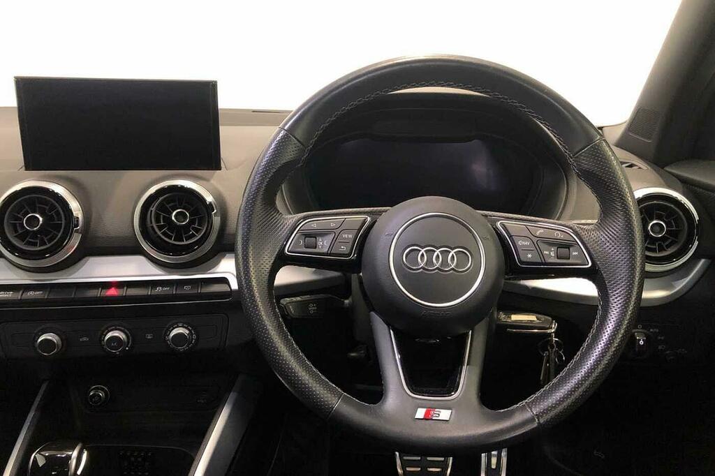 Audi Q2 1.5 Tfsi 35 Sport Suv S Tronic 150 Ps Grey #13