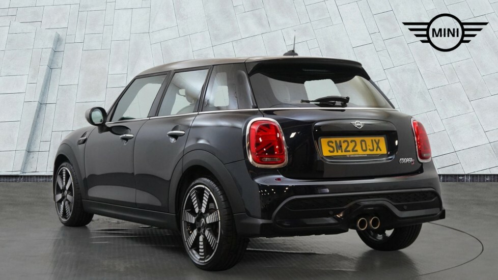 Mini Hatch 5-Door Hatch Cooper S Exclusive SM22OJX Black #3