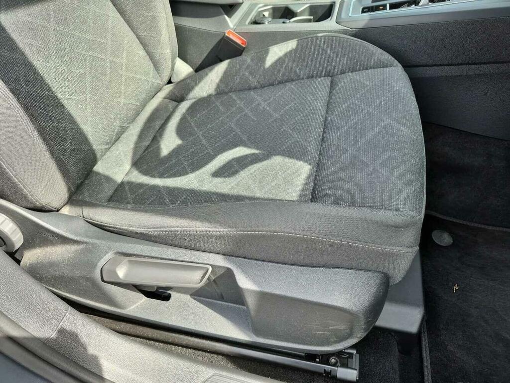 Volkswagen Golf 8 Life 1.5 Etsi 150Ps 7-Speed Dsg Grey #17