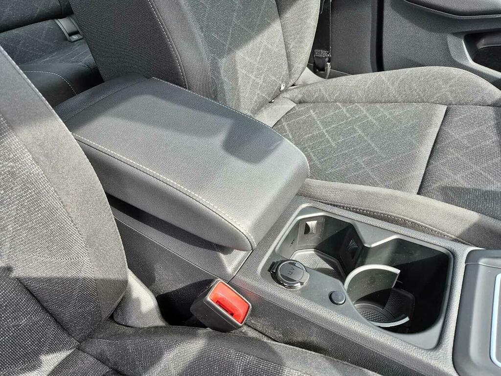 Volkswagen Golf 8 Life 1.5 Etsi 150Ps 7-Speed Dsg Grey #16