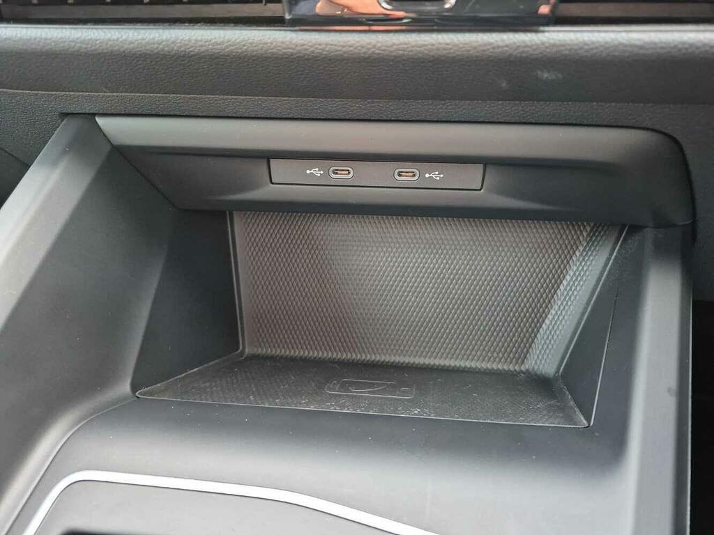 Volkswagen Golf 8 Life 1.5 Etsi 150Ps 7-Speed Dsg Grey #22