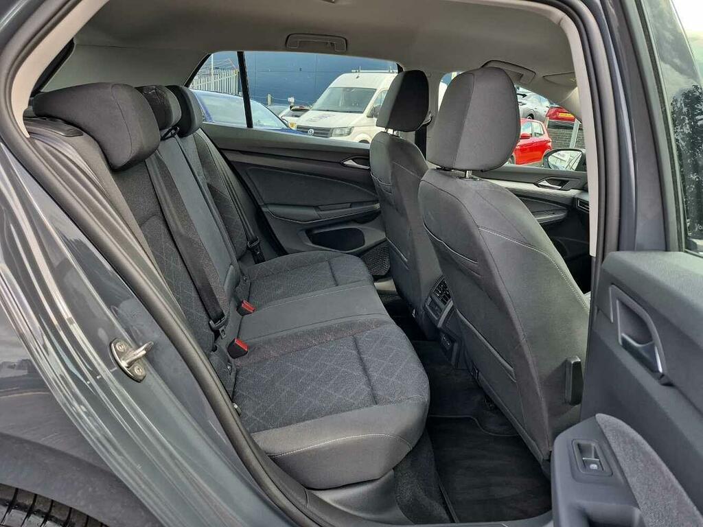 Volkswagen Golf 8 Life 1.5 Etsi 150Ps 7-Speed Dsg Grey #47