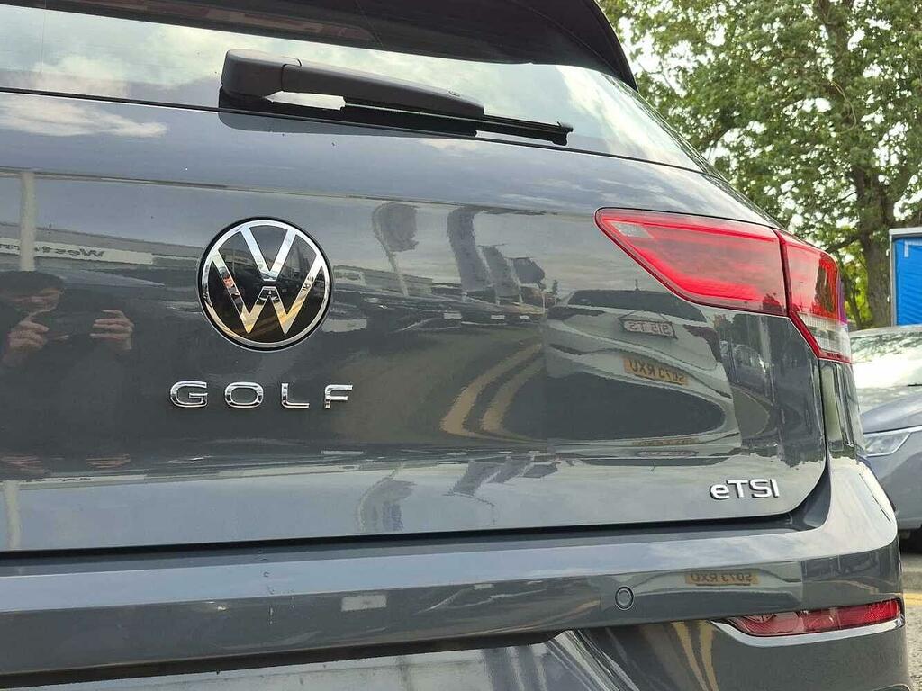 Volkswagen Golf 8 Life 1.5 Etsi 150Ps 7-Speed Dsg Grey #45
