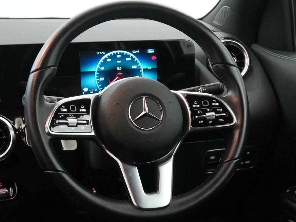 Mercedes-Benz GLA Class 180 Amg Line Edition Suv 7G-dct Euro 6 Black #36