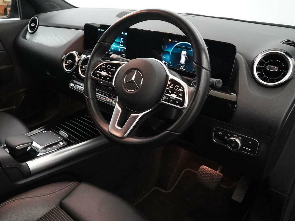 Mercedes-Benz GLA Class 180 Amg Line Edition Suv 7G-dct Euro 6 Black #18
