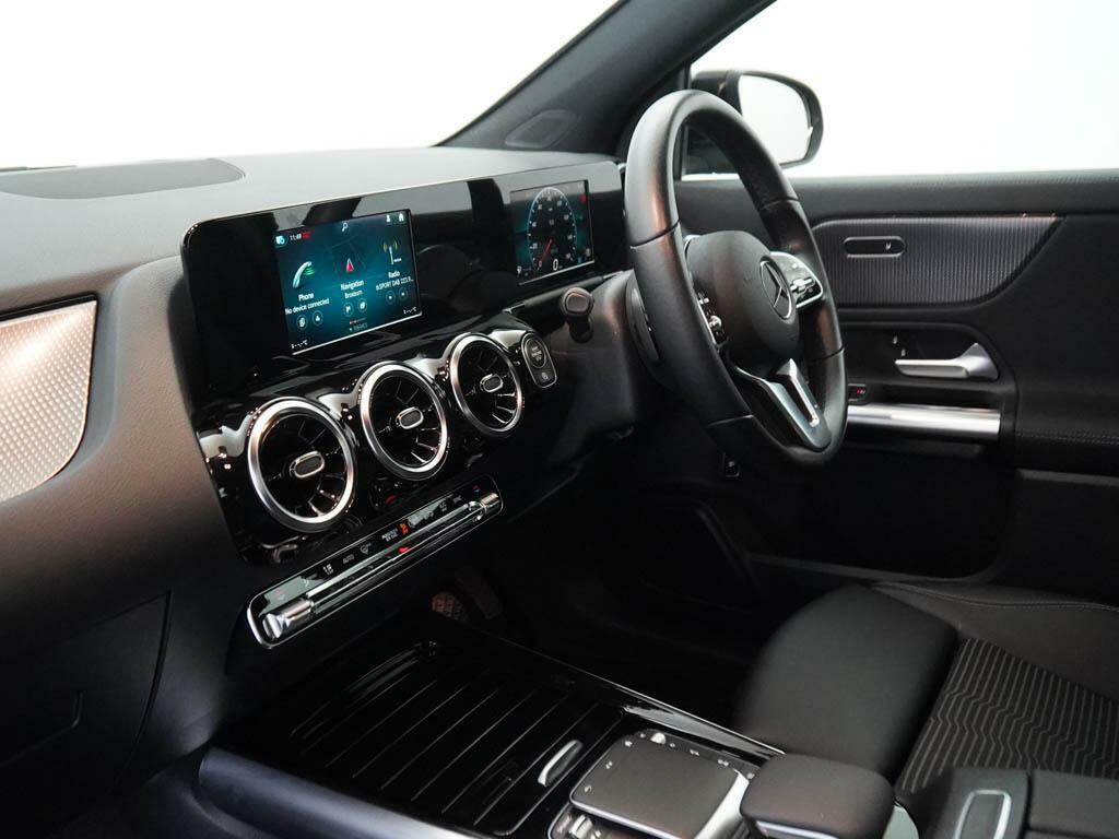 Mercedes-Benz GLA Class 180 Amg Line Edition Suv 7G-dct Euro 6 Black #66