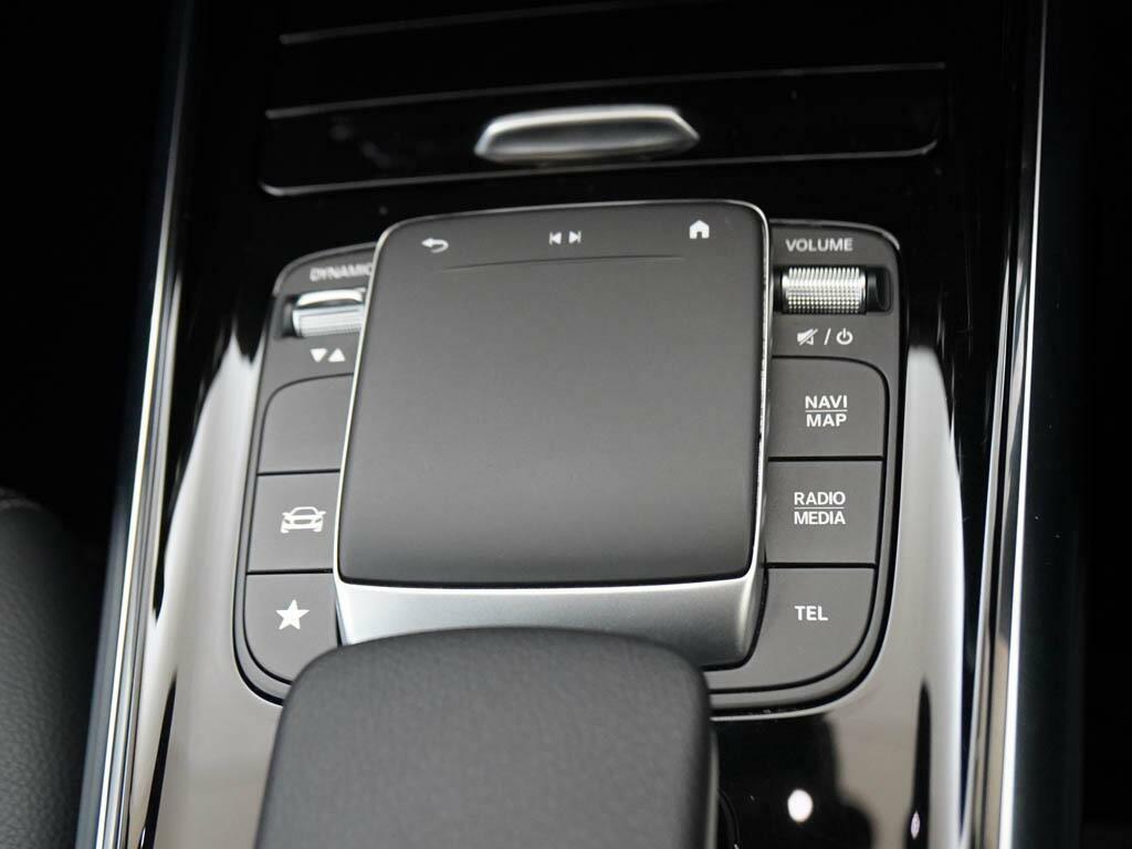 Mercedes-Benz GLA Class 180 Amg Line Edition Suv 7G-dct Euro 6 Black #52