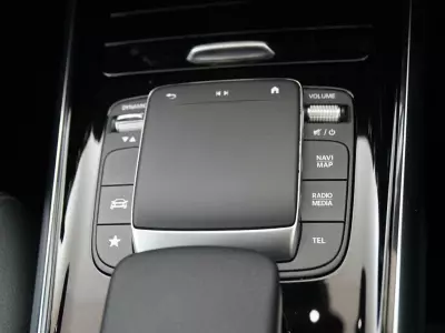 Mercedes-Benz GLA Class 1.3 Gla200 Sport Suv 7G-dct Euro 6 Ss Grey #52