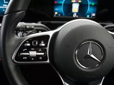Mercedes-Benz GLA Class 1.3 Gla200 Sport Suv 7G-dct Euro 6 Ss Grey #53