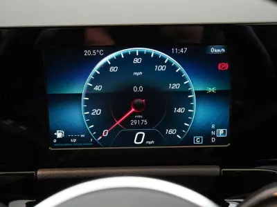 Mercedes-Benz GLA Class 1.3 Gla200 Sport Suv 7G-dct Euro 6 Ss Grey #46